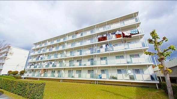 ひよどり台3団地21号棟