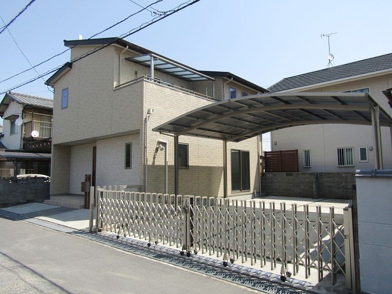 岡山市南区福富中二丁目　戸建