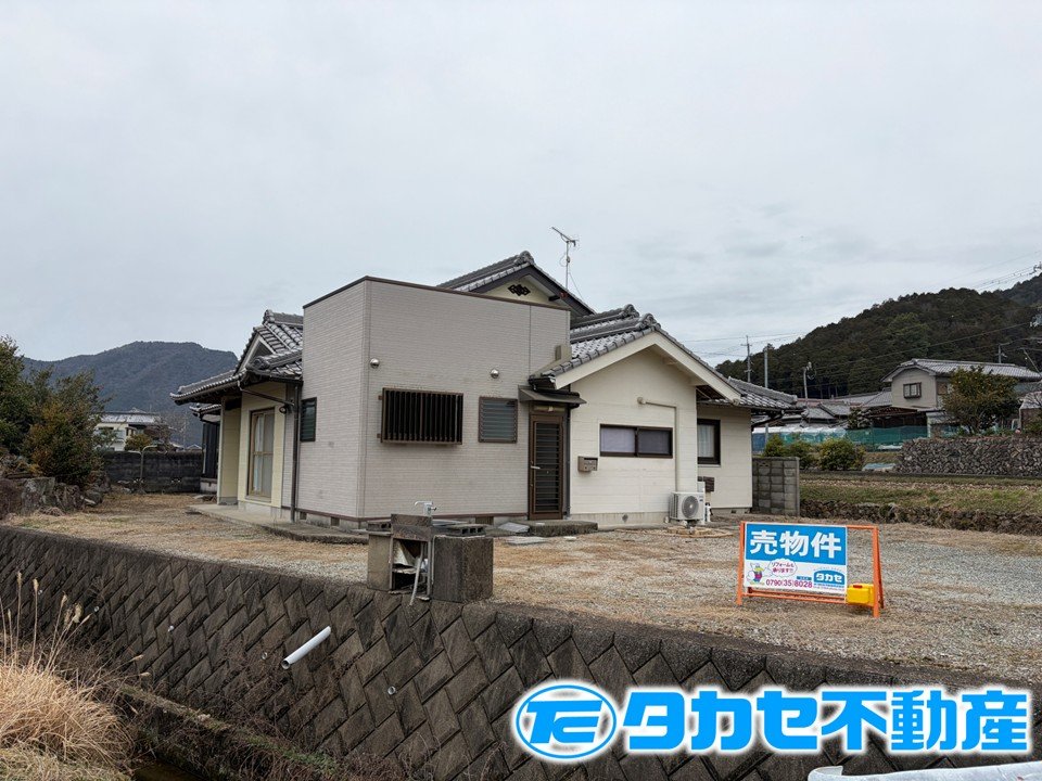 多可郡多可町中区東山　平家戸建