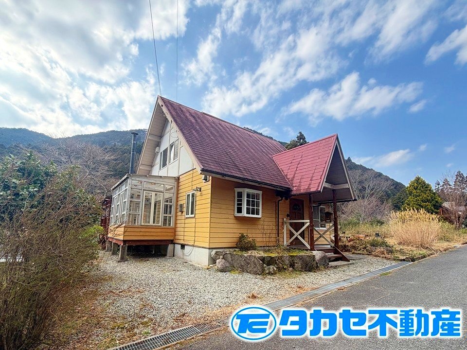自然に囲まれたログハウス風戸建♪神河町大畑